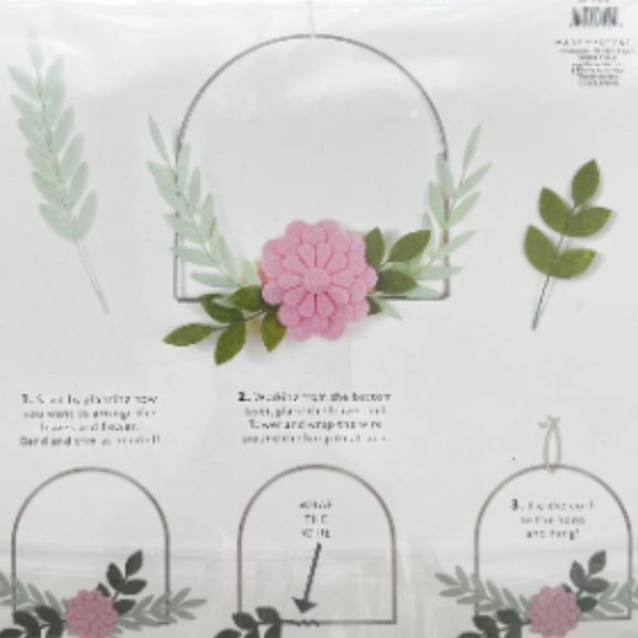 NEW BUNDLE OF 4 WREATH DIY KITS - Picture 1 of 2